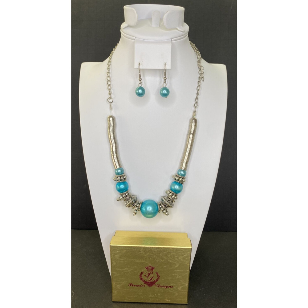 Premier Designs Jewelry‎ Silver Tone & Blue Beaded Necklace & Earrings SKU PD40